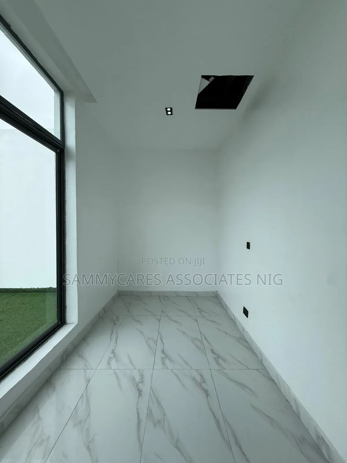 Furnished 5bdrm Duplex in Lekki Phase 2 for sale