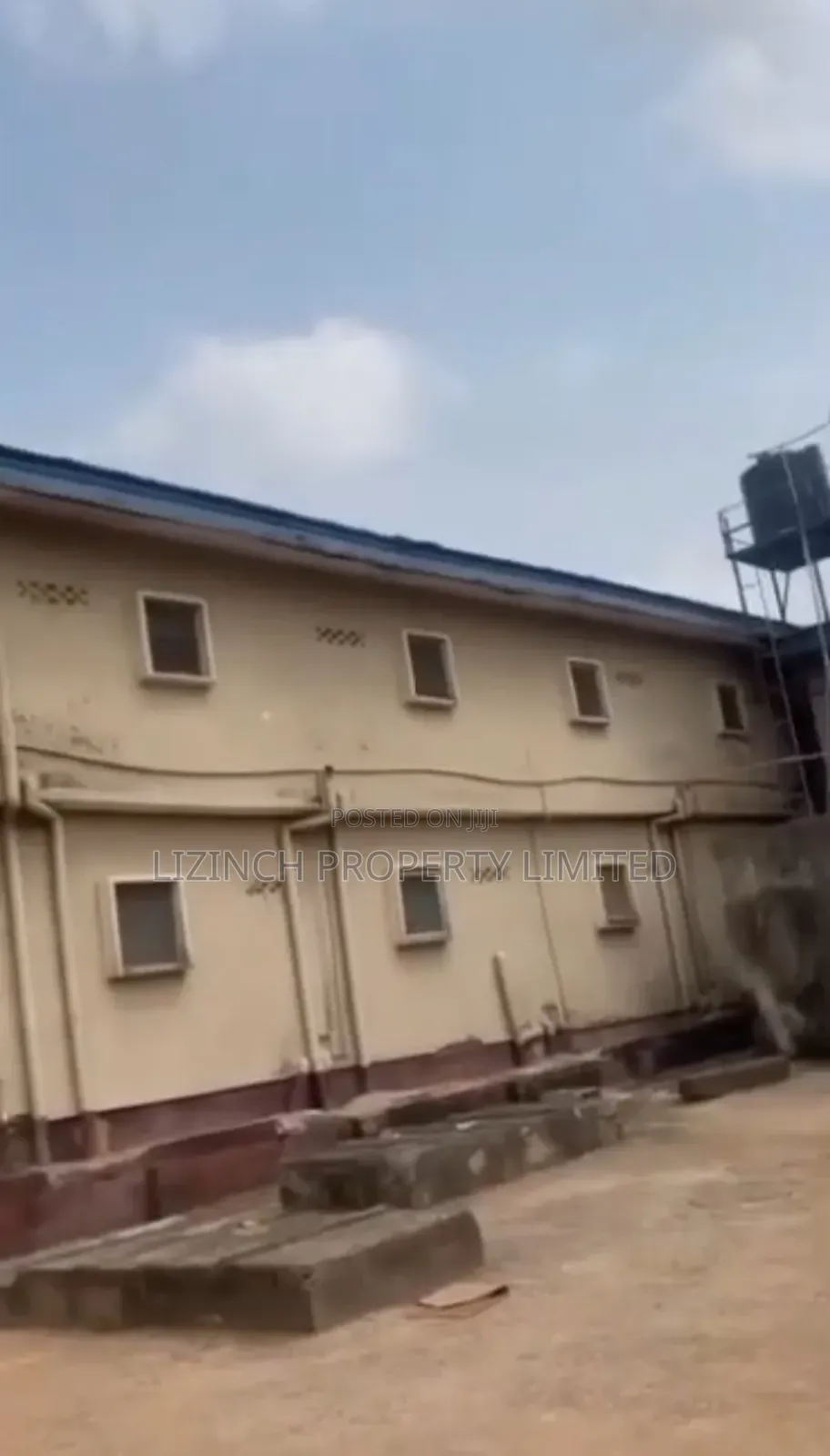 20bdrm Apartment in Benin City for sale