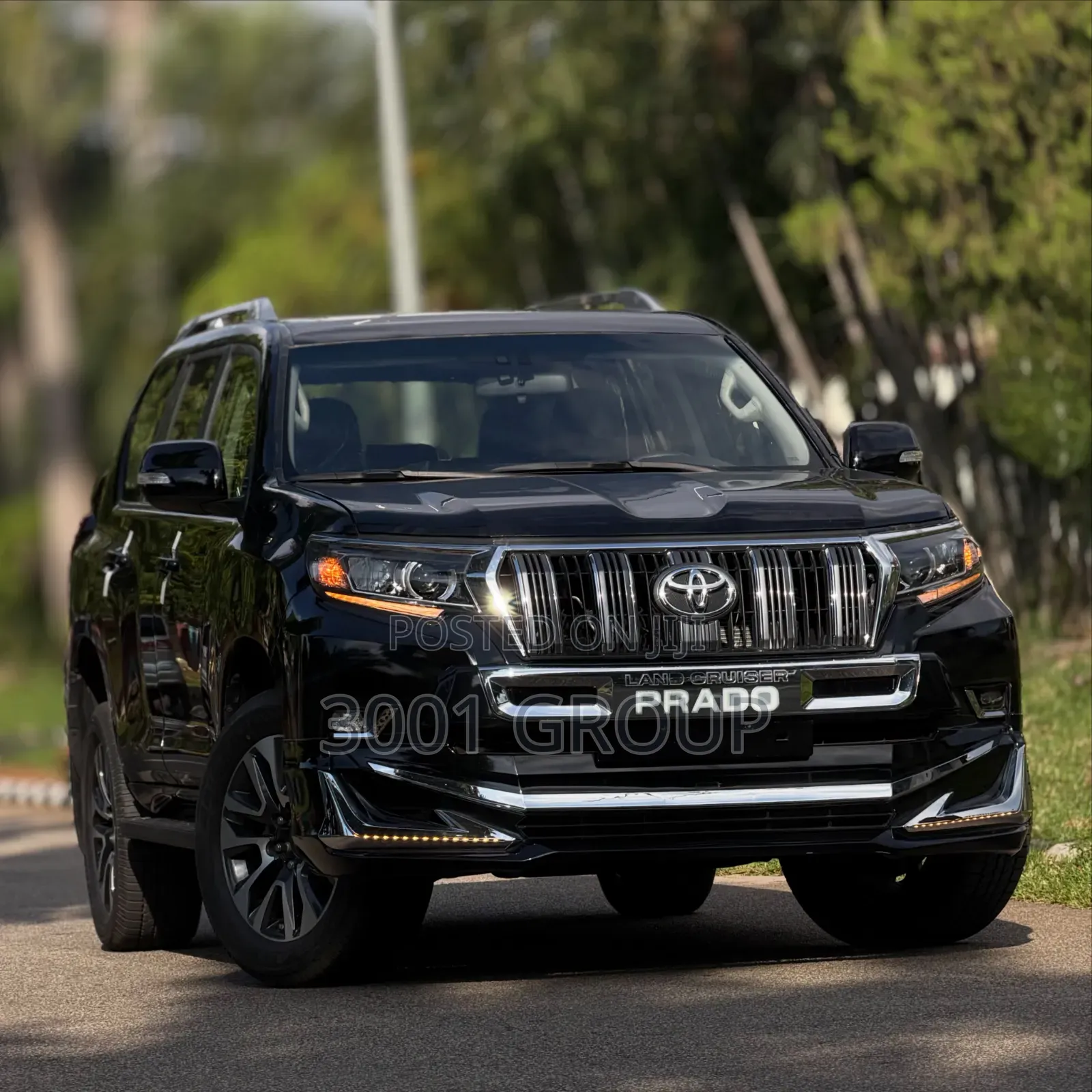 Toyota Land Cruiser Prado 2023 Black
