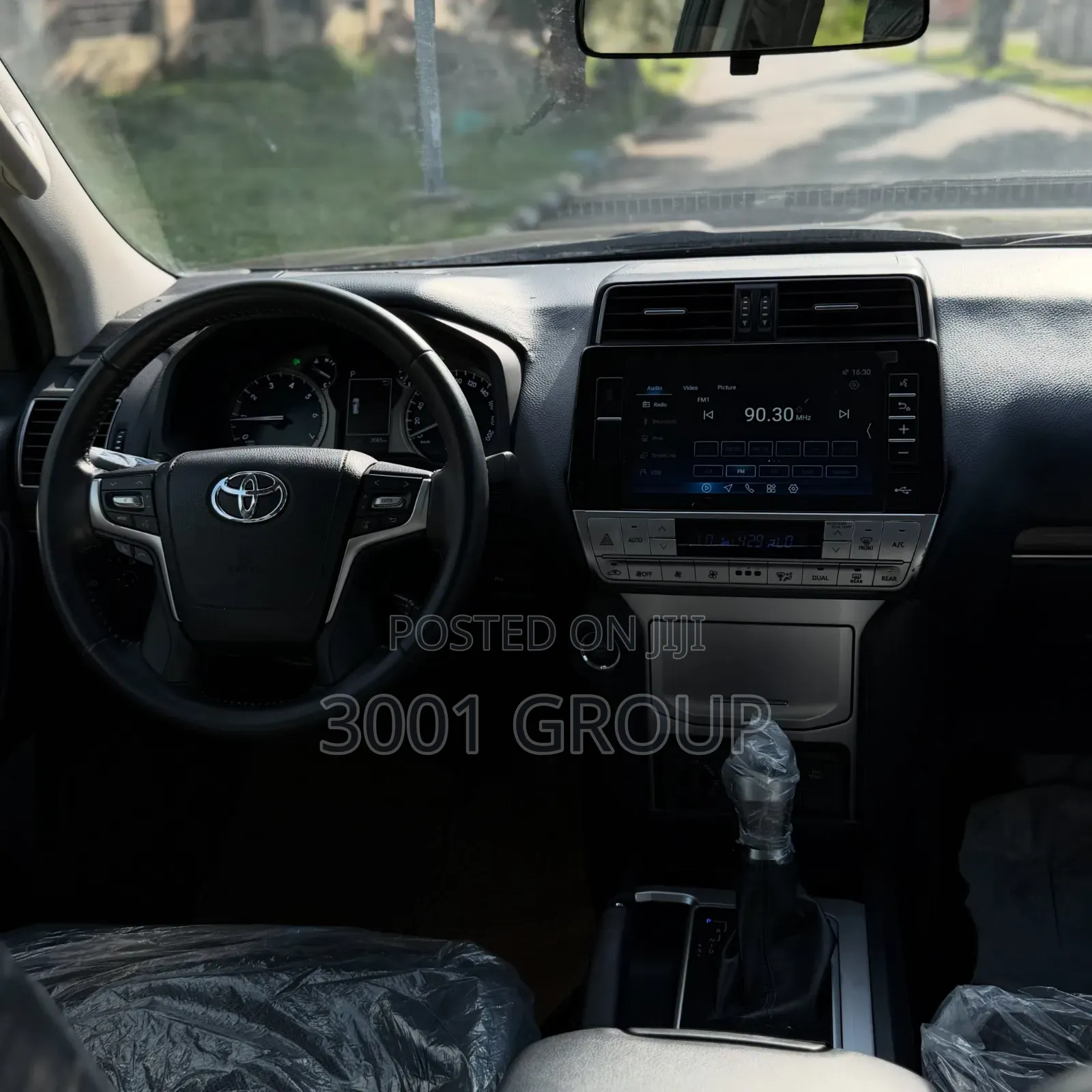 Toyota Land Cruiser Prado 2023 Black