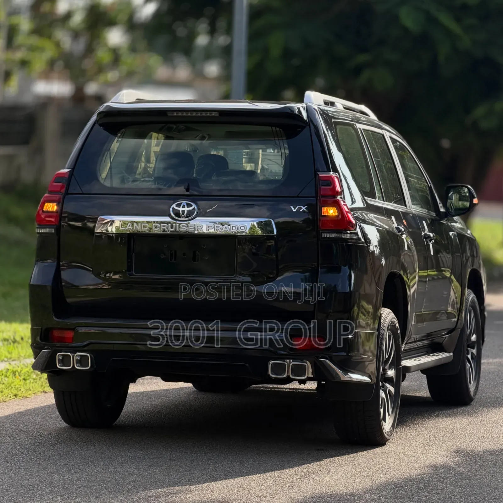 Toyota Land Cruiser Prado 2023 Black