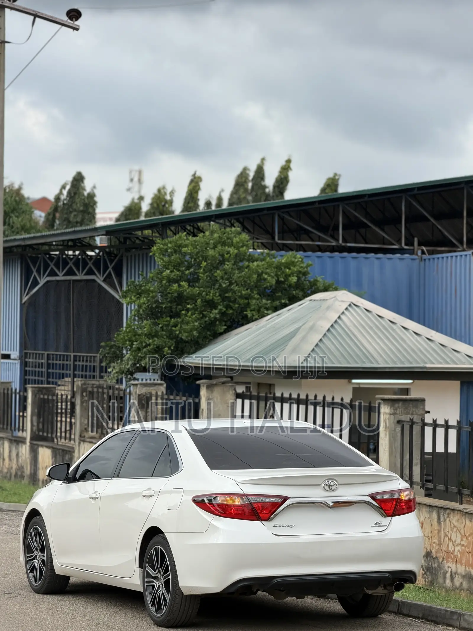 Toyota Camry 2016 White