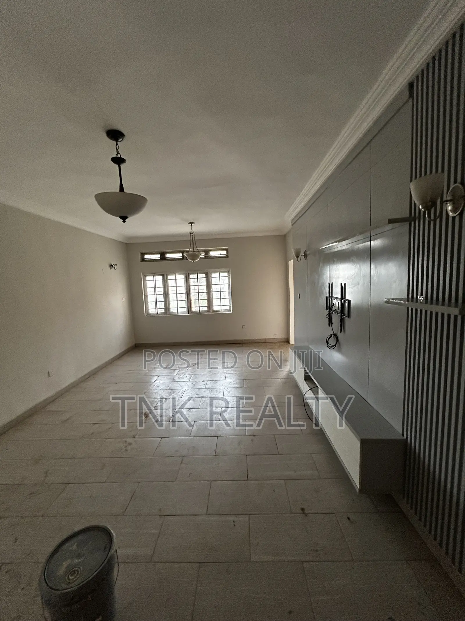 3bdrm Townhouse / Terrace in Jahi for rent