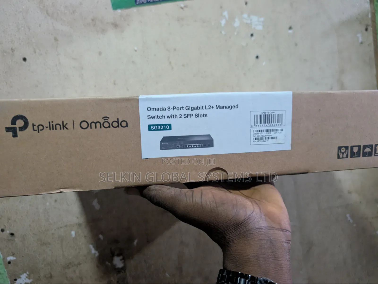 TPLink 8-Port GigabitManaged Switchwith 2 SFPSlots.