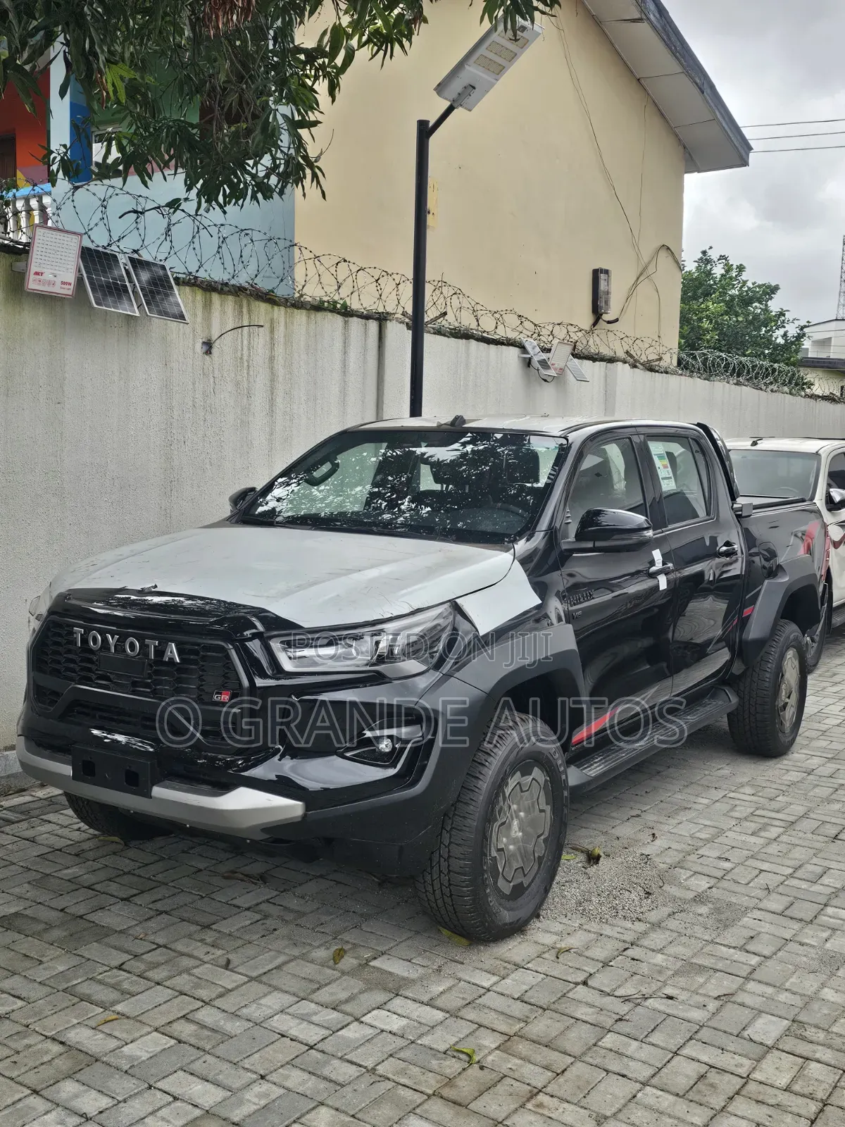 New Toyota Hilux GR SPORT II 2026 Black