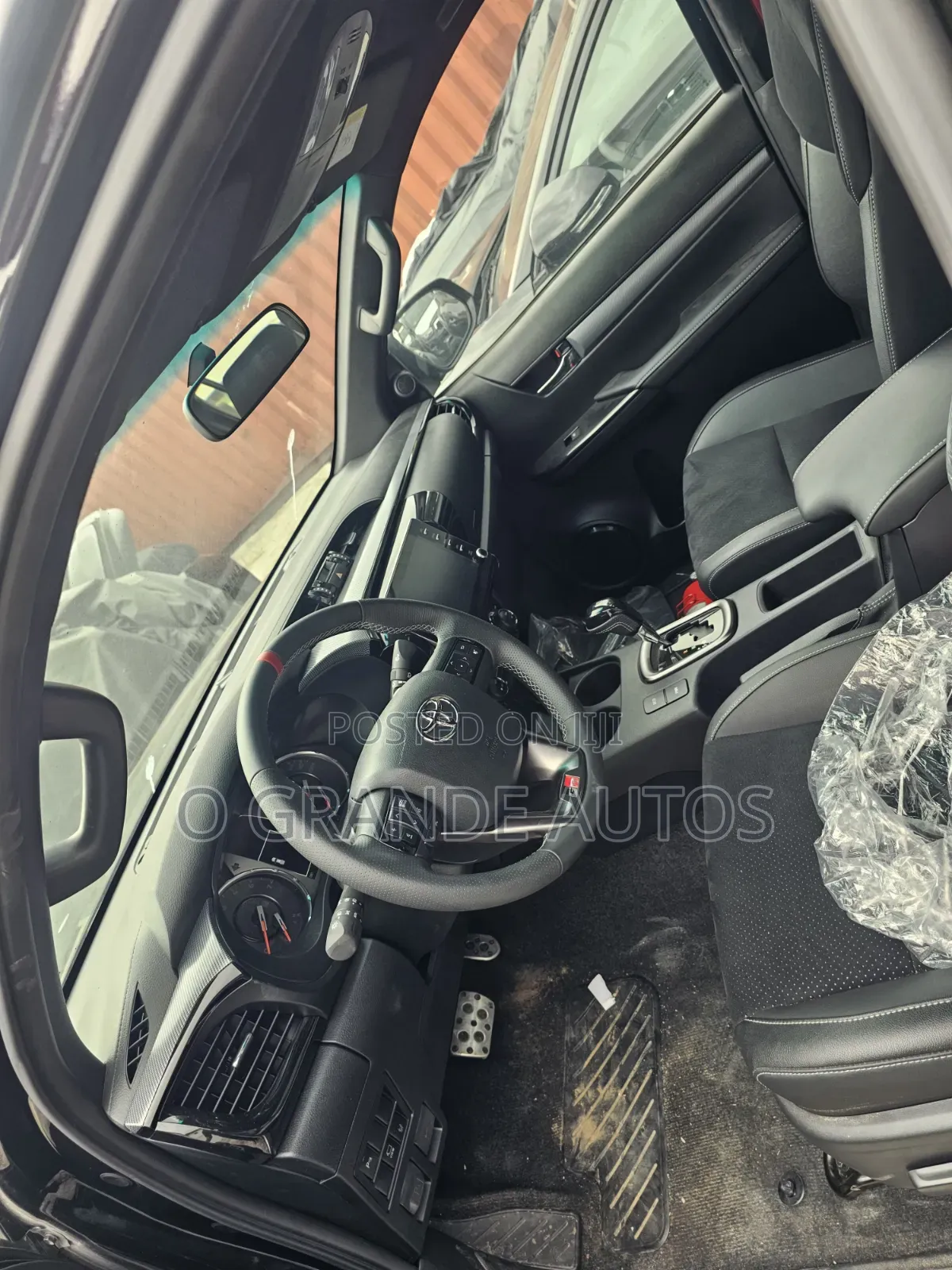 New Toyota Hilux GR SPORT II 2026 Black