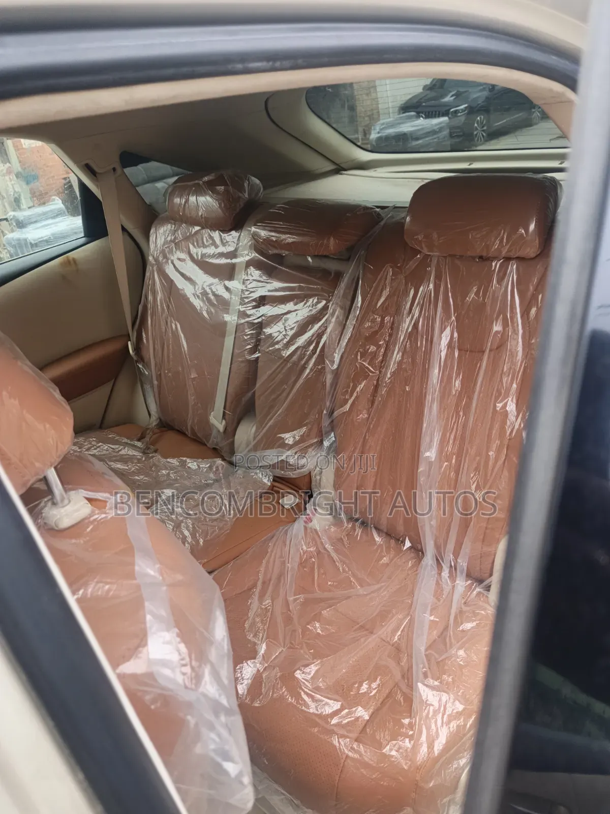 Lexus RX 350 2011 Gold