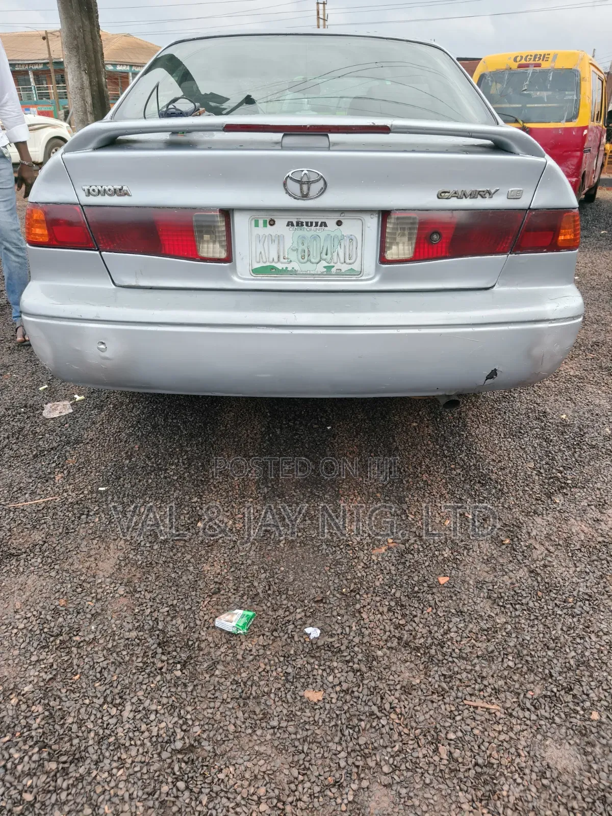 Toyota Camry LE 4dr Sedan (2.2L 4cyl 4A) 2000 Silver