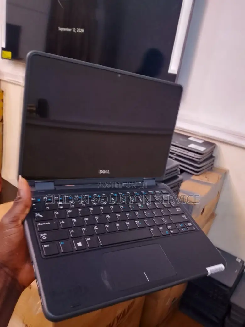 Laptop Dell Latitude 3190 2-in-1 8GB Intel Celeron SSD 128GB