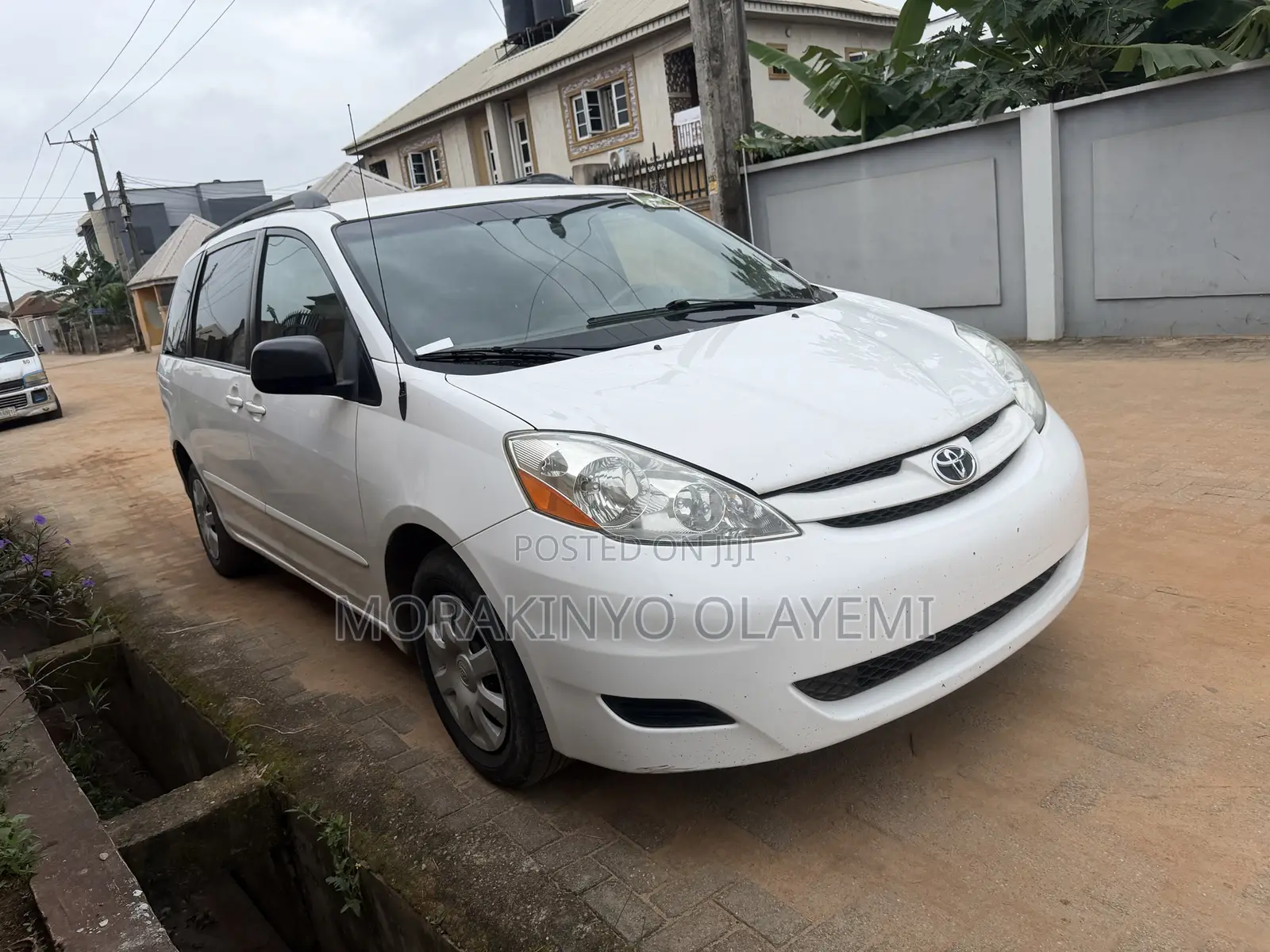 Toyota Sienna LE AWD 2006 Off white