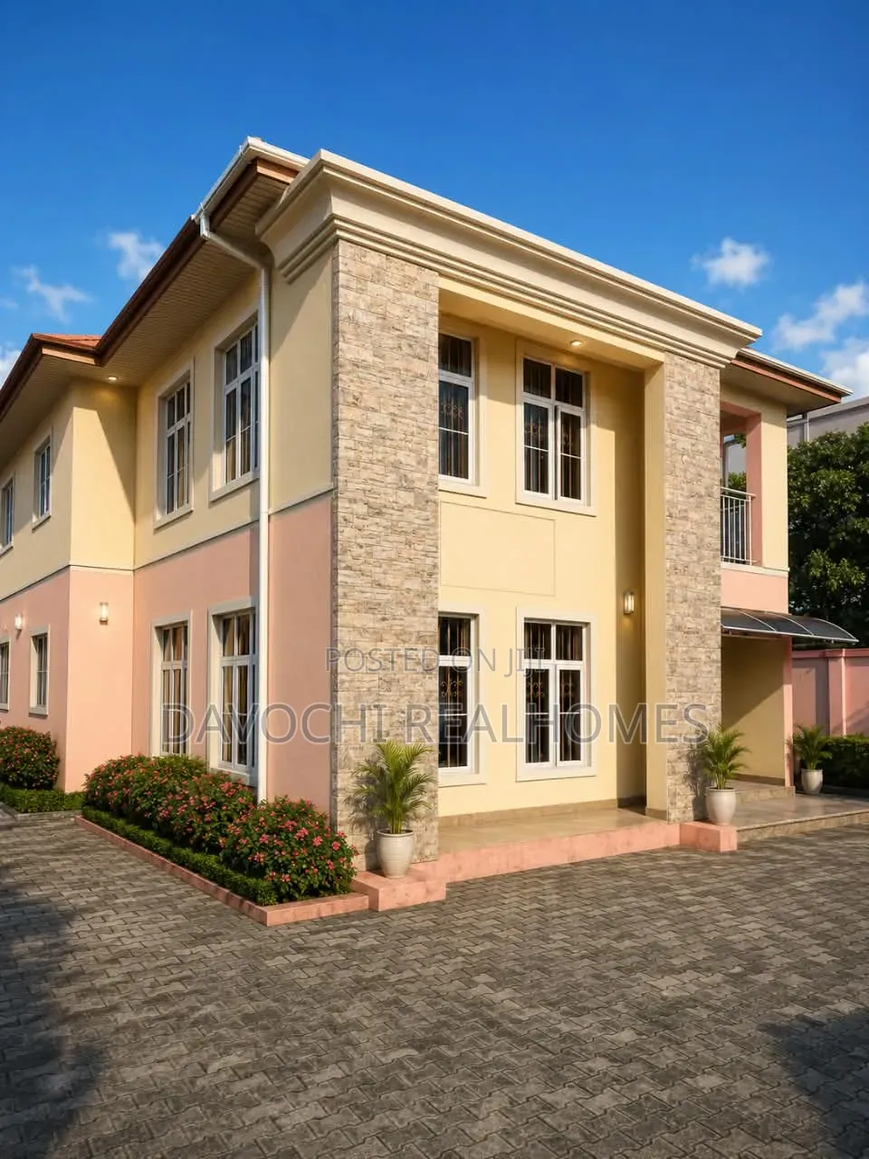 3bdrm Apartment in Lekki Phase 1 for rent
