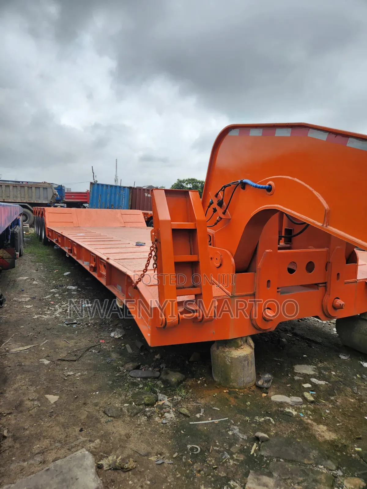 Low Bed Truck Front Loader 100ton