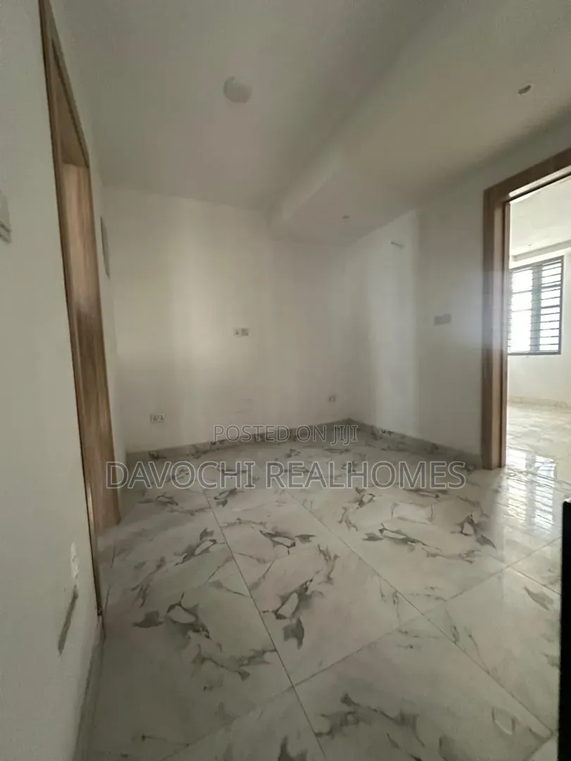 3bdrm Maisonette in Ikate for rent