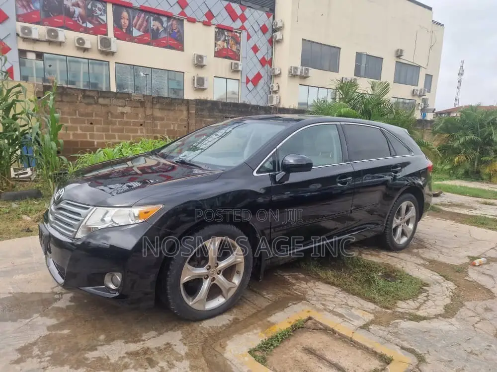 Toyota Venza XLE 2012 Black