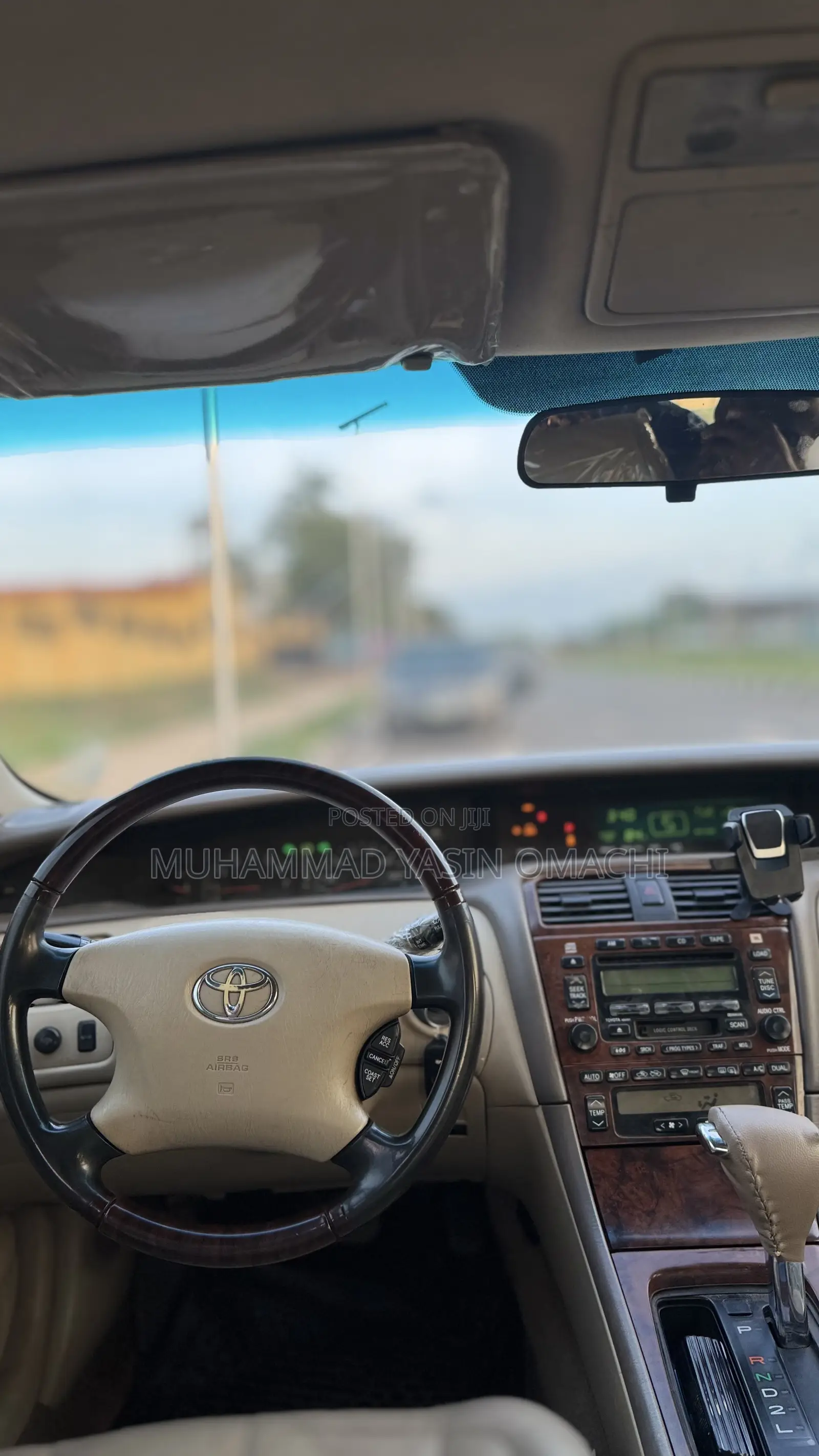 Toyota Avalon 2003 White