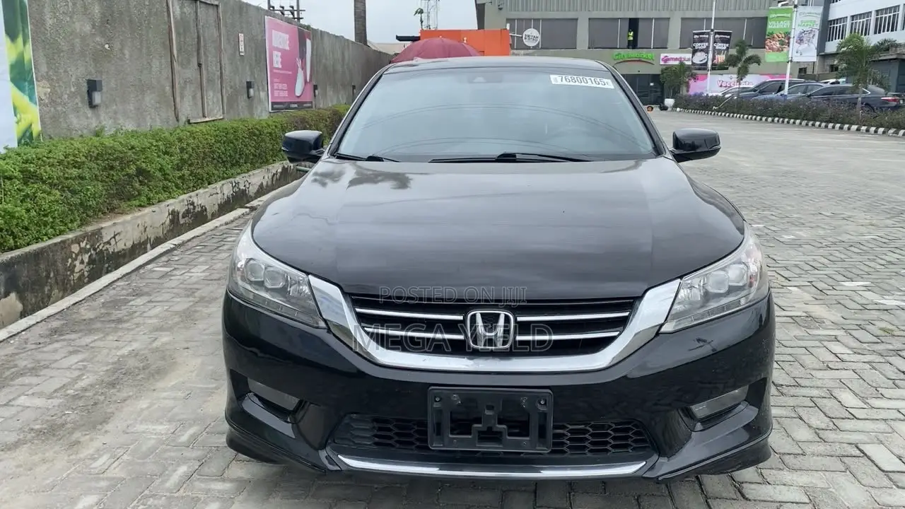 Honda Accord EX-L V-6 4dr Sedan FWD (3.5L 6cyl 6A) 2016 Black