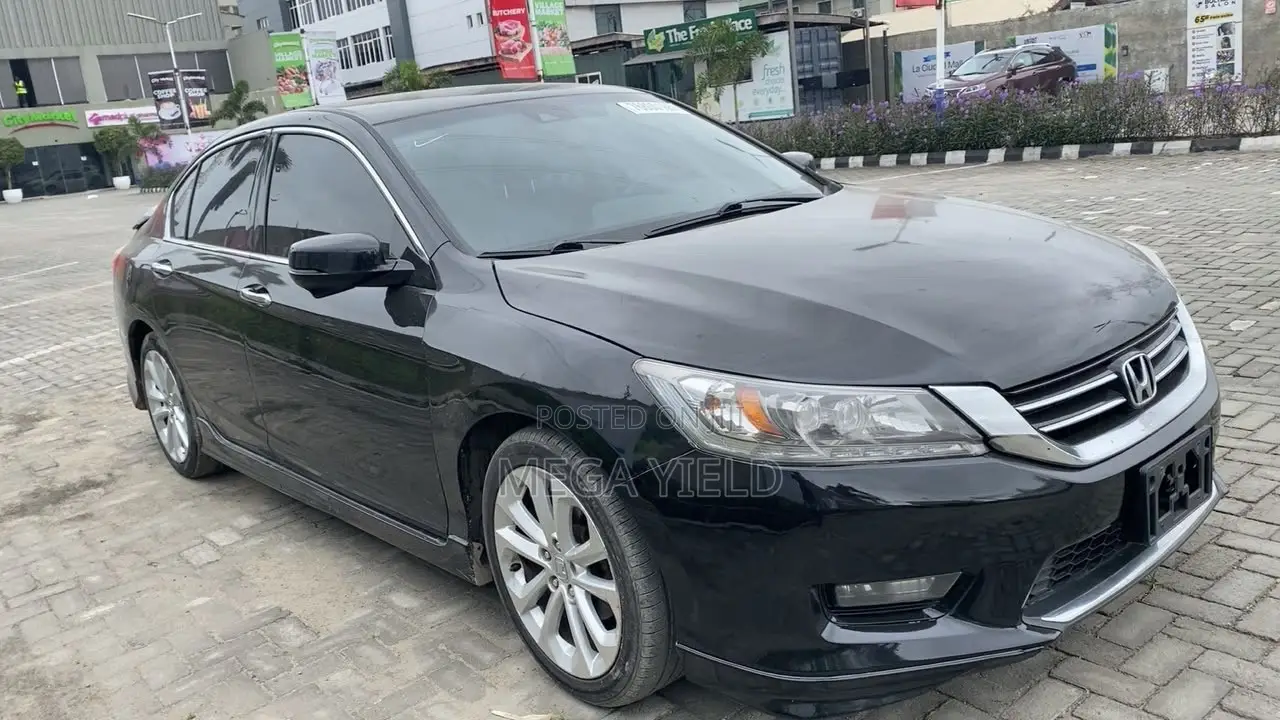 Honda Accord EX-L V-6 4dr Sedan FWD (3.5L 6cyl 6A) 2016 Black