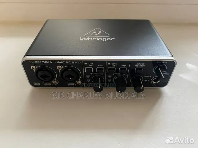 Behringer U-Phoria Umc202hd Studio Audio Interface
