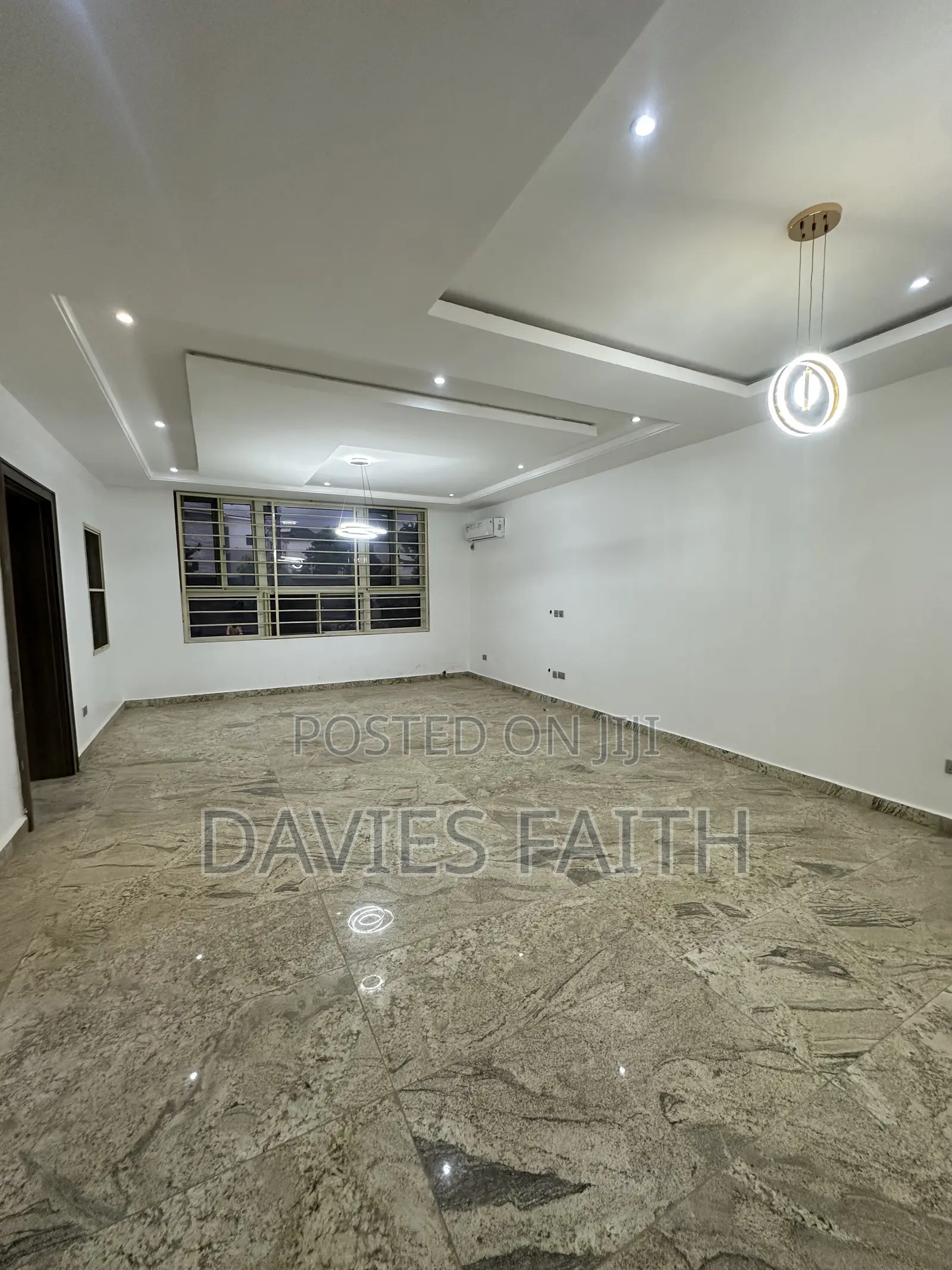 4bdrm Townhouse/Terrace in Jahi for sale