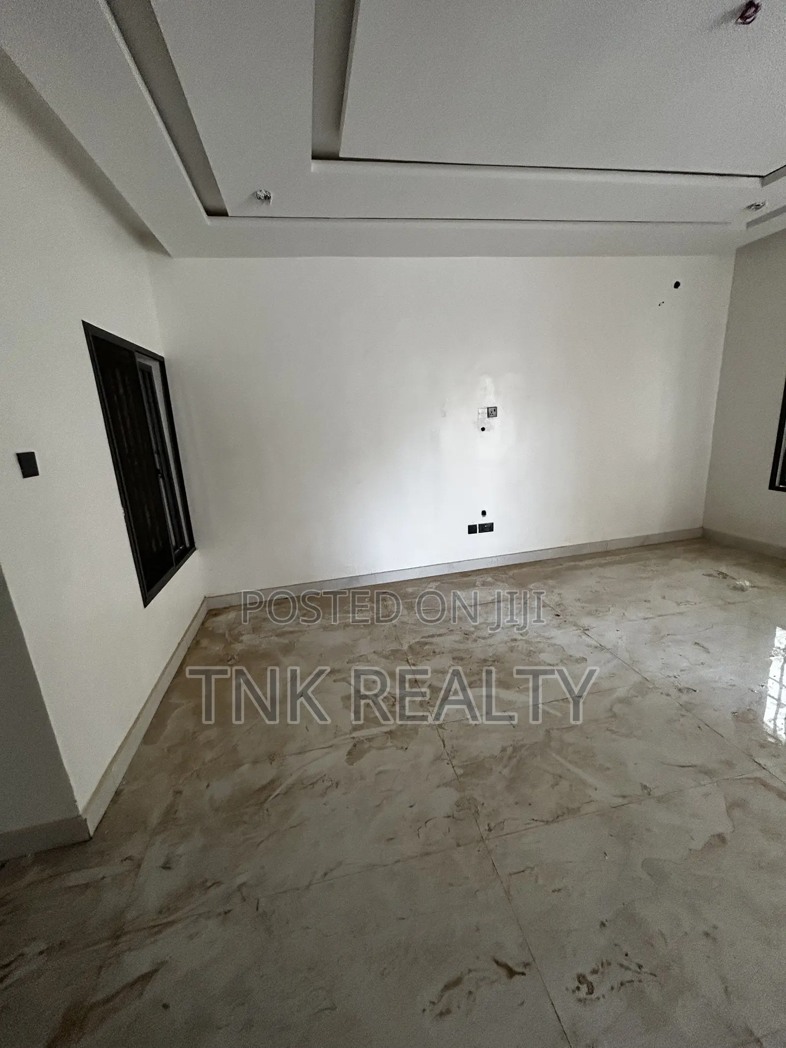 4bdrm Townhouse/Terrace in Jahi for sale