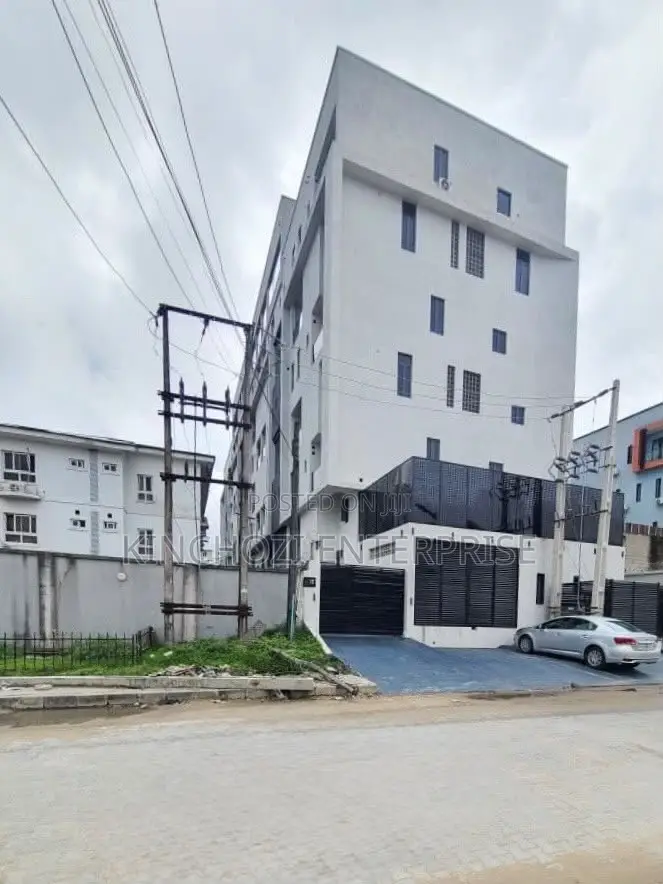 2bdrm Maisonette in Ikate Lekki for rent