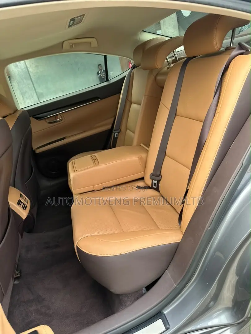 Lexus ES 350 FWD 2016 Gray