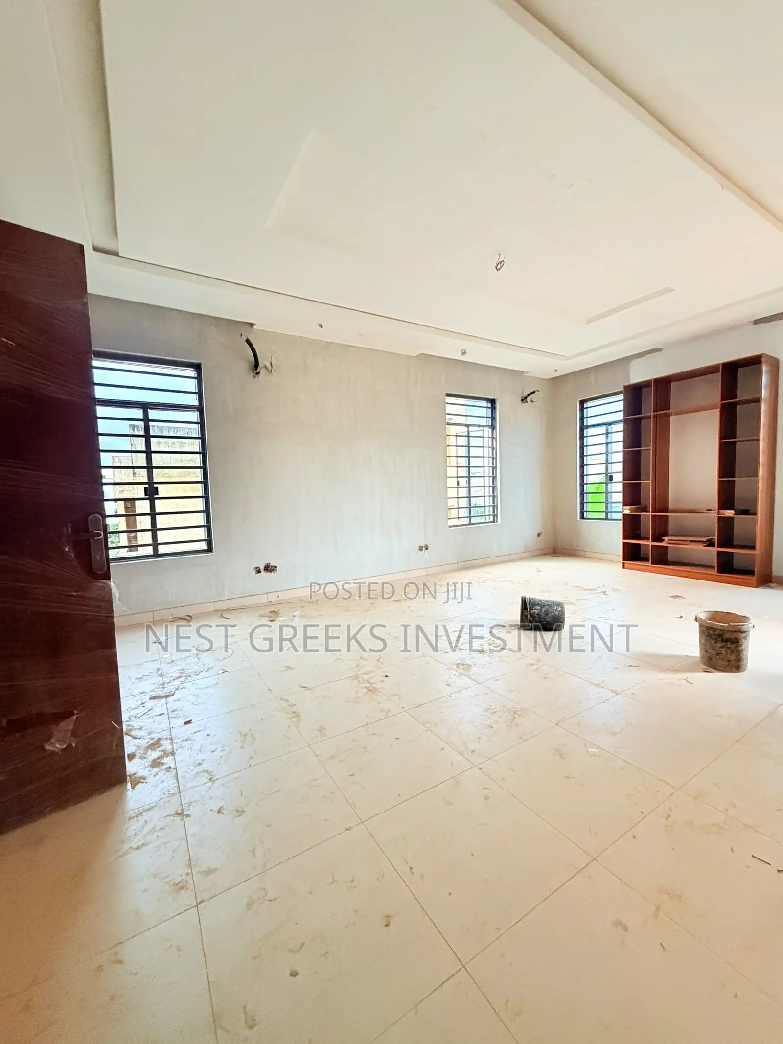 6bdrm Duplex in Magodo for sale