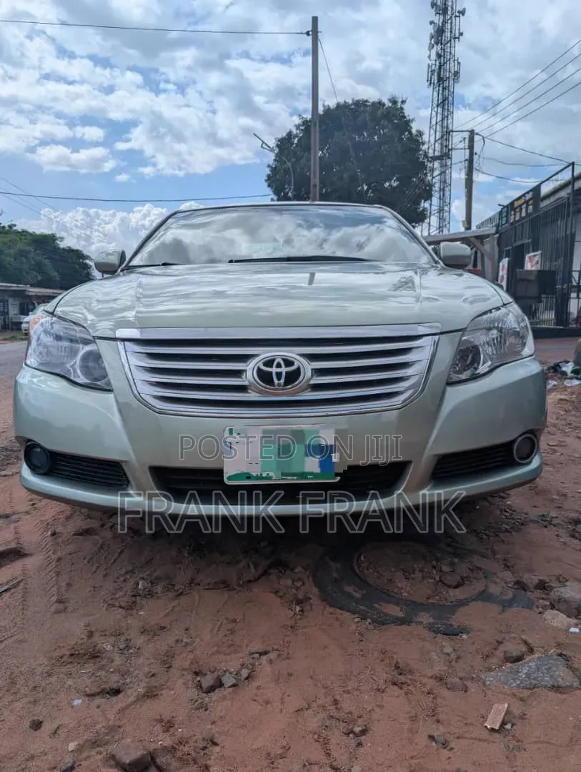 Toyota Avalon 2010 Green