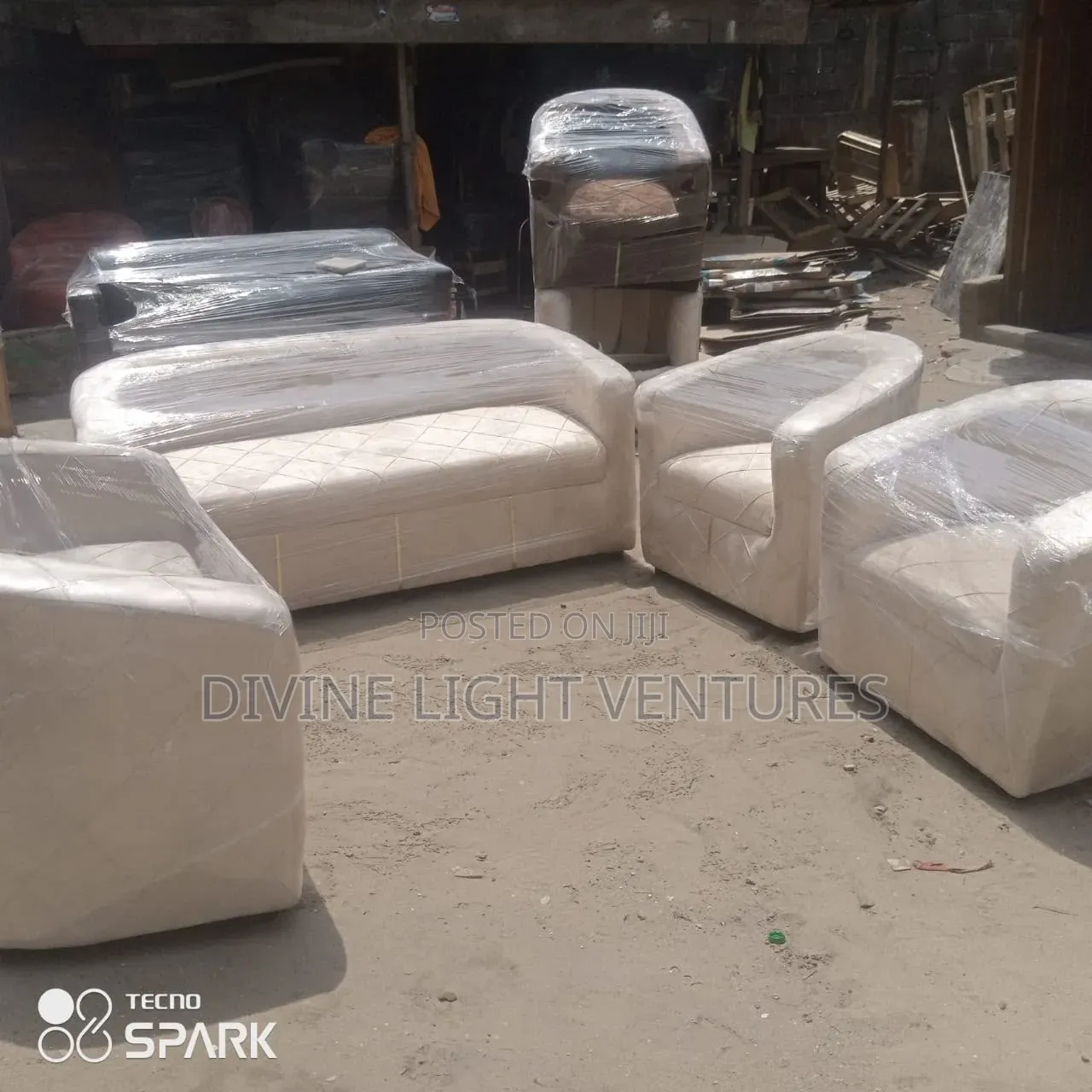 7 Seaters Cream Colour Sofa Set