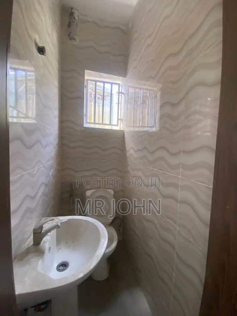 2bdrm Apartment in Chevron Pride Pr, Lekki for rent