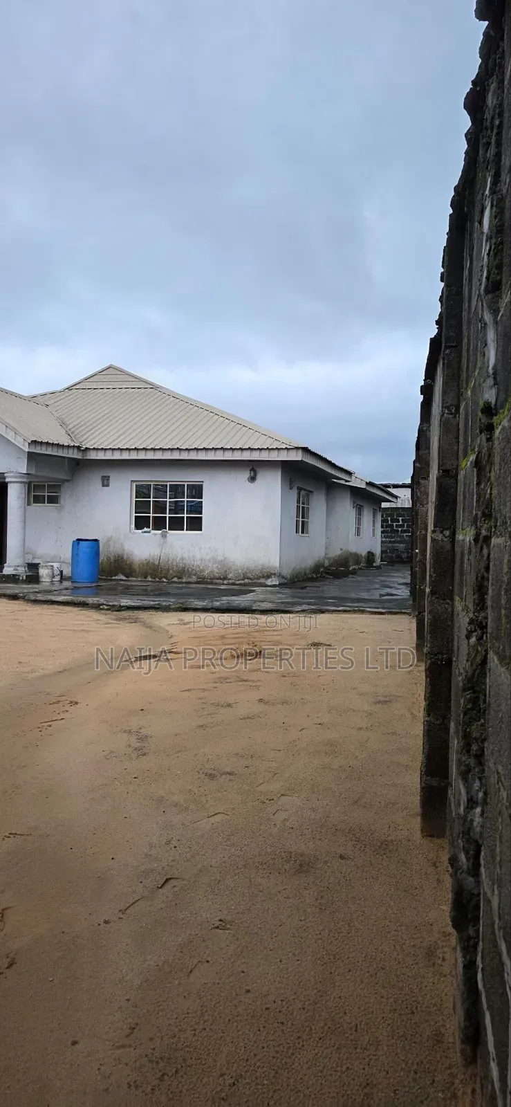 4bdrm Bungalow in Molete, Bogije for sale
