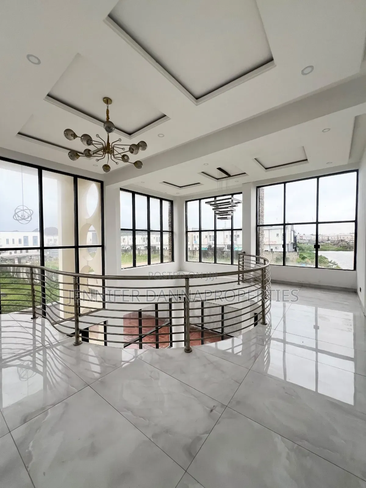 4bdrm Duplex in Lekki Phase 2 for sale
