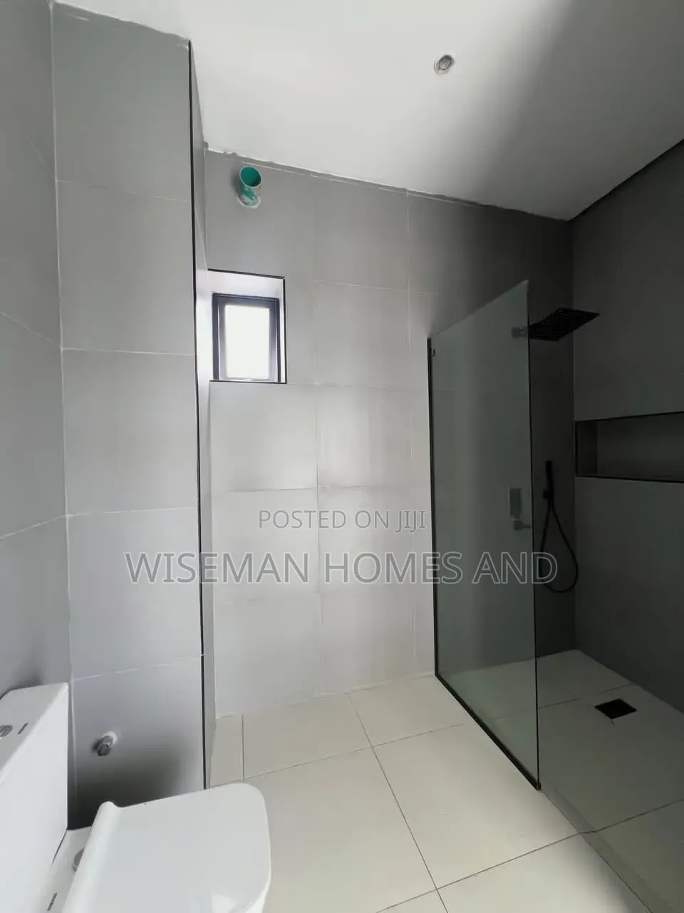 2bdrm Apartment in Ikate Lekki Eti-Osa for sale