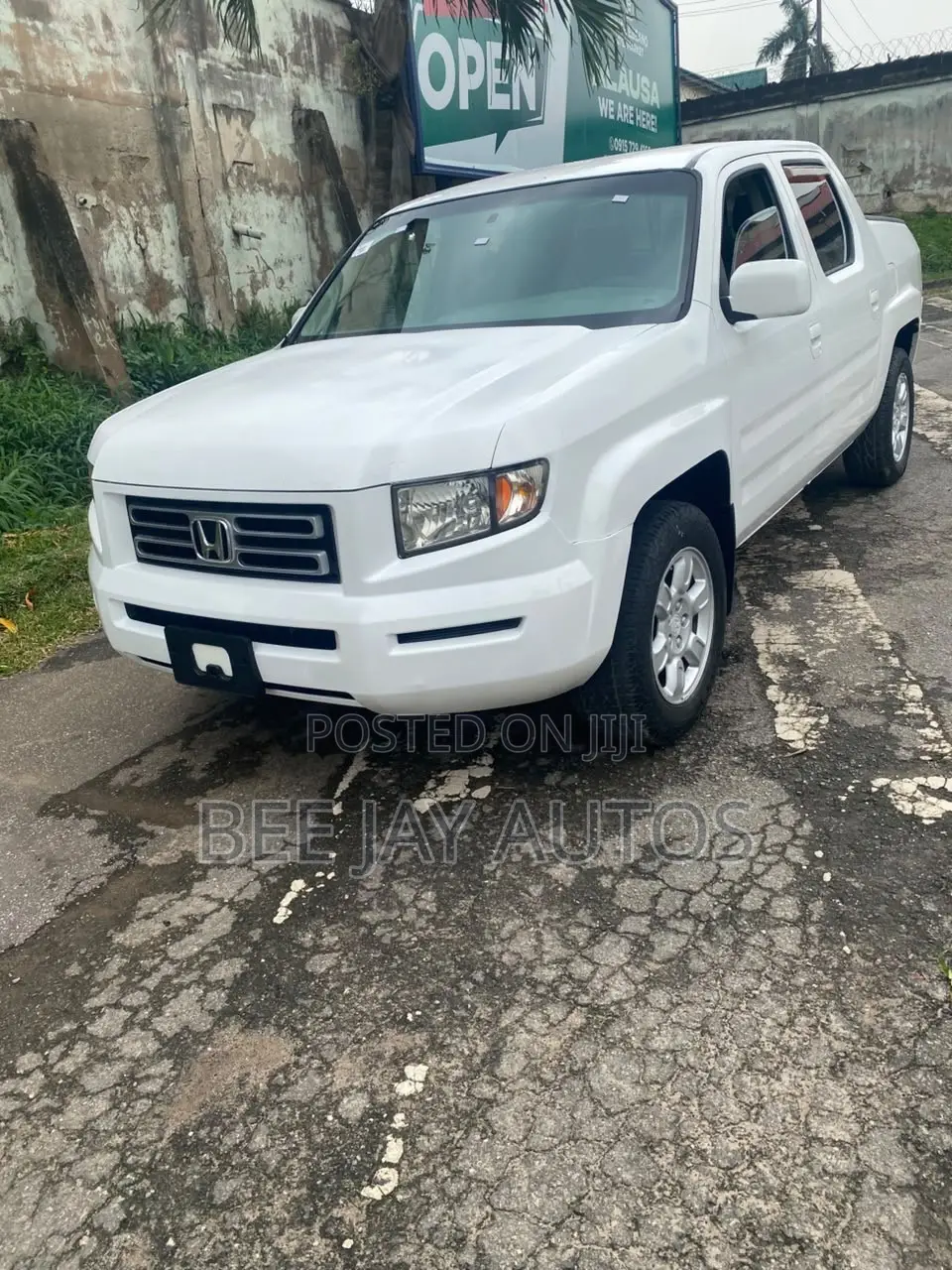 Honda Ridgeline 2009 White
