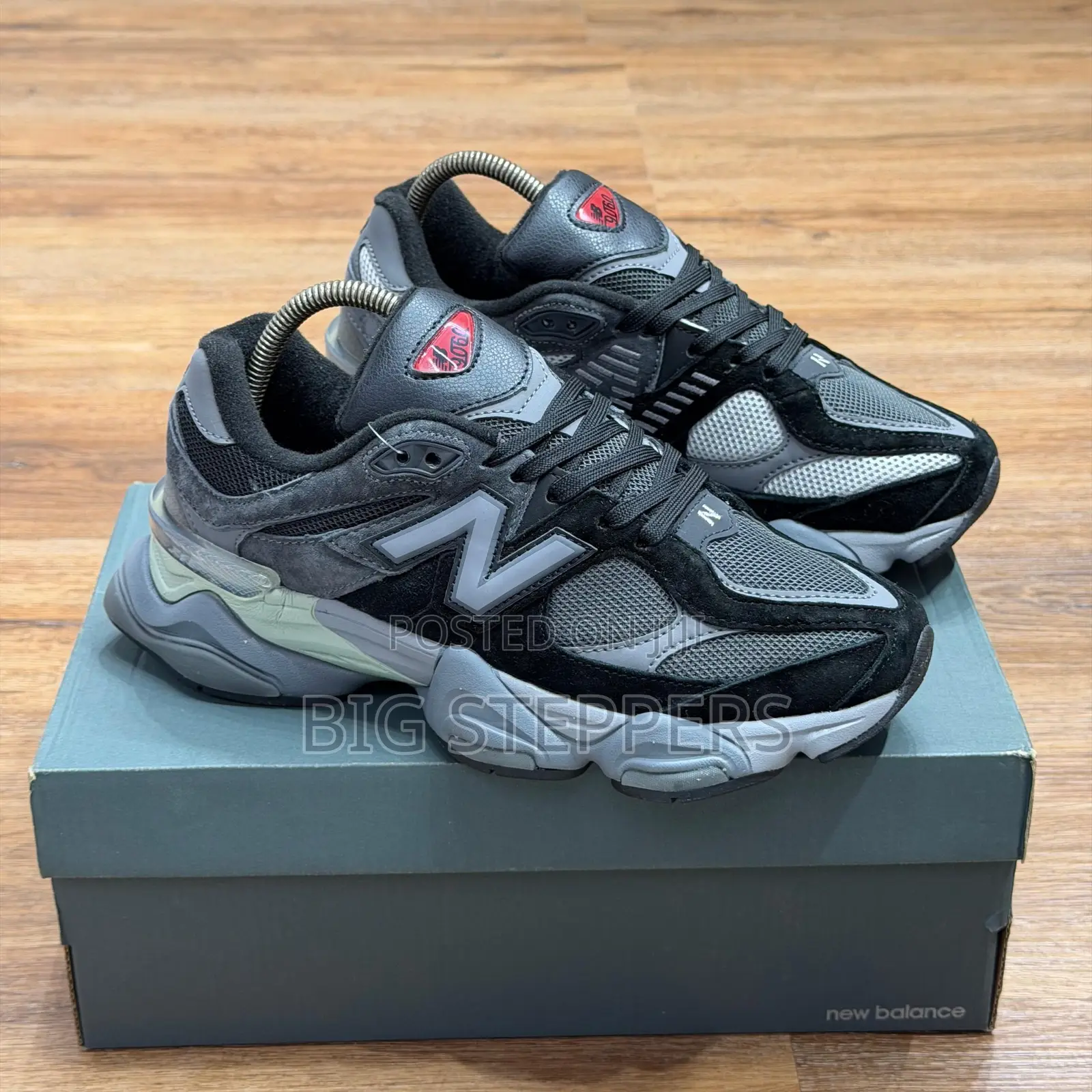 New Balance 9060 Black/Ash/Grey Sneakers