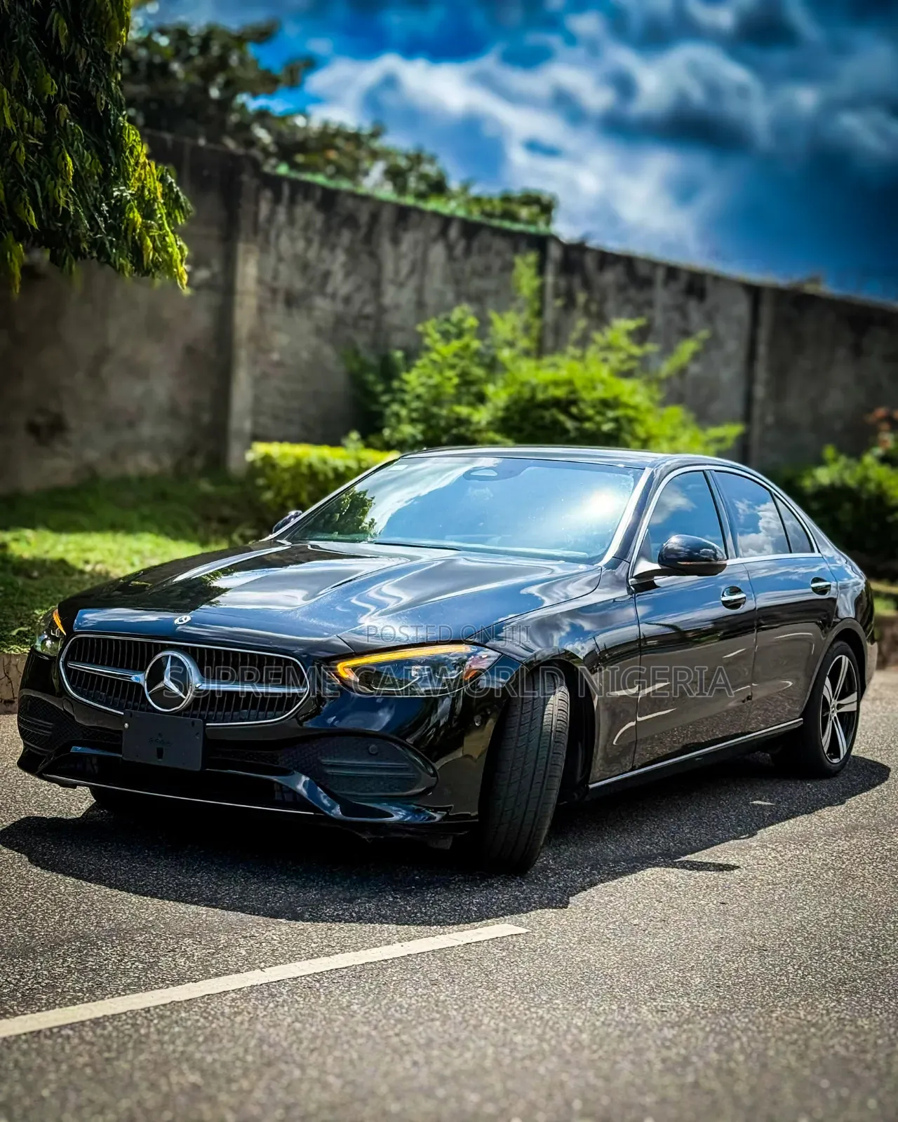 Mercedes-Benz C300 2024 Black