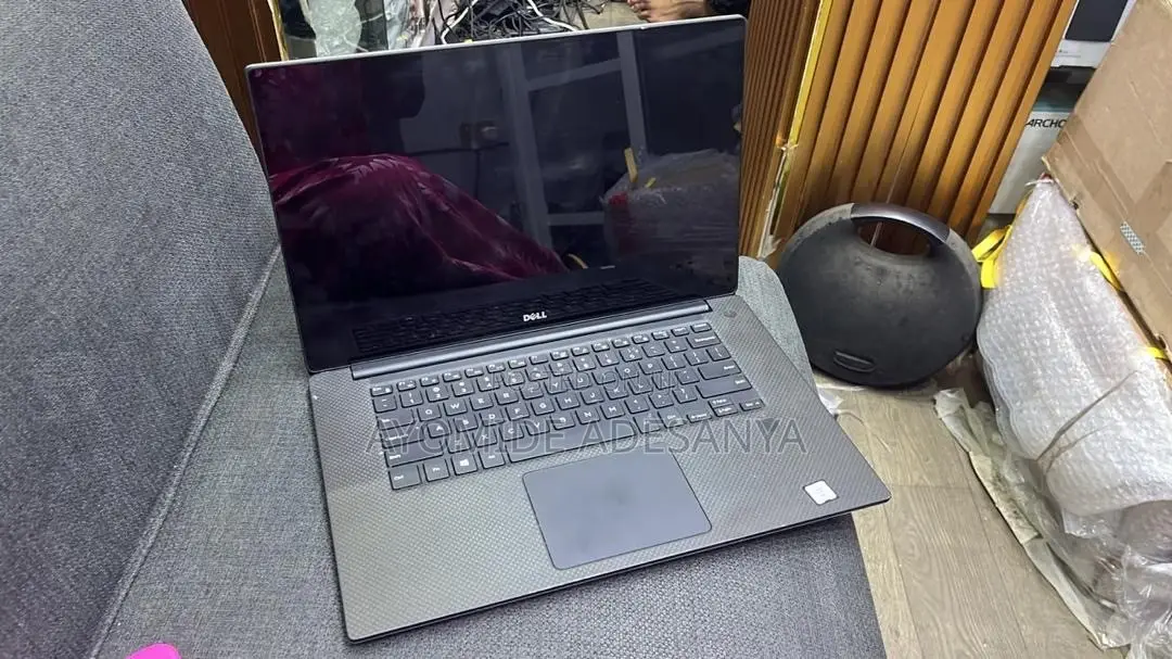 Laptop Dell XPS 15 (9560) 32GB Intel Core i7 SSD 256GB