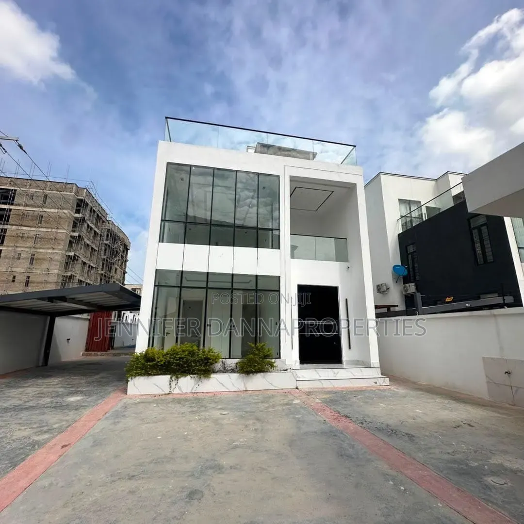 5bdrm Duplex in Lekki Phase 1 for sale