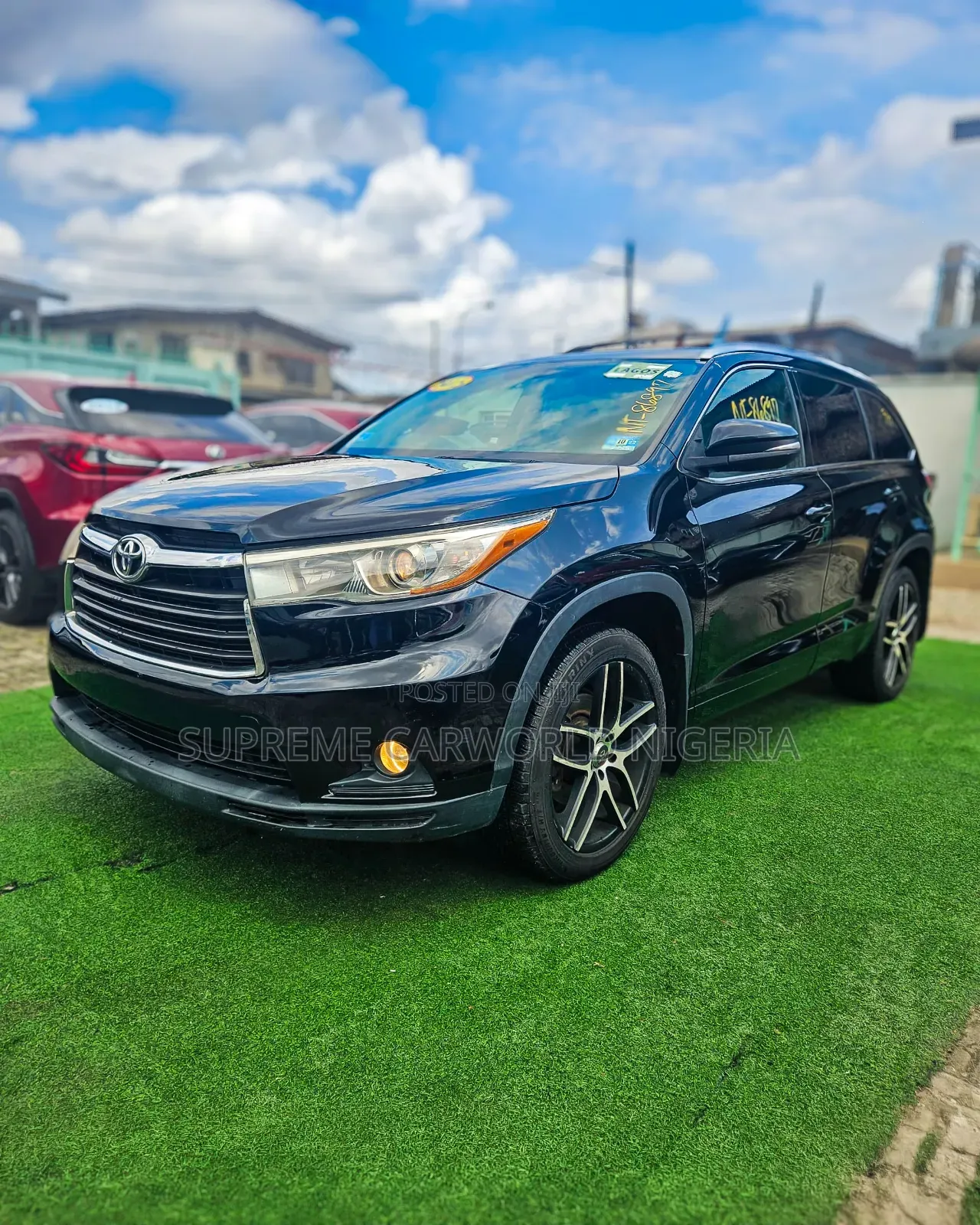 Toyota Highlander Limited Platinum 4dr SUV AWD (3.5L 6cyl 6A) 2015