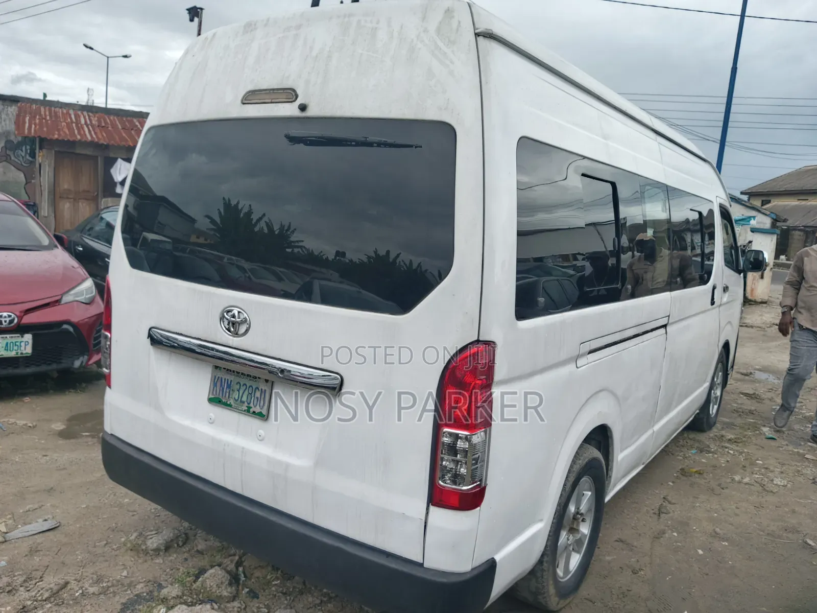 Toyota HiAce 2012 White