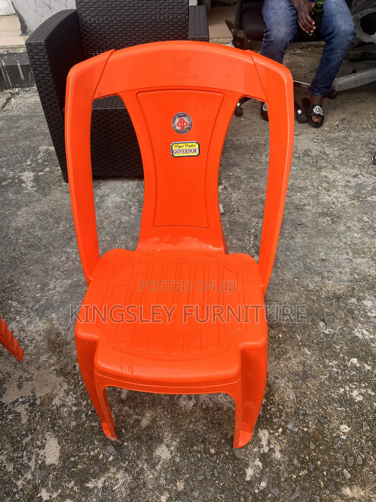 All Kinds of Plastic Chairs