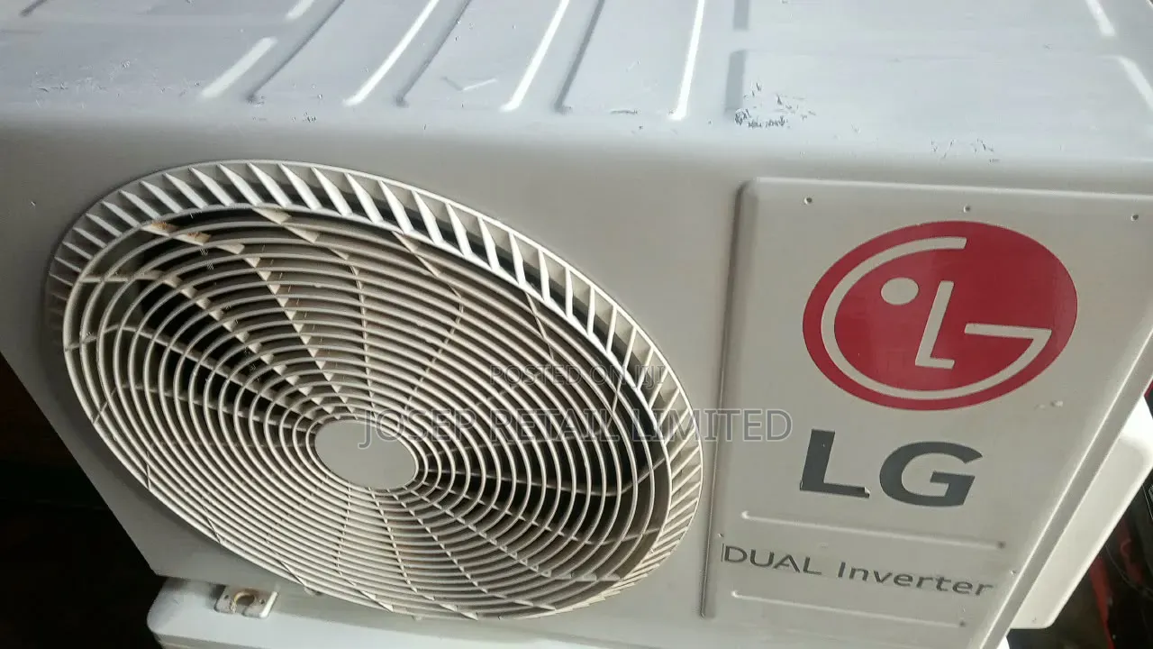 1hp LG Dual Inverter Air Condition With Remote and Indoor Hanger