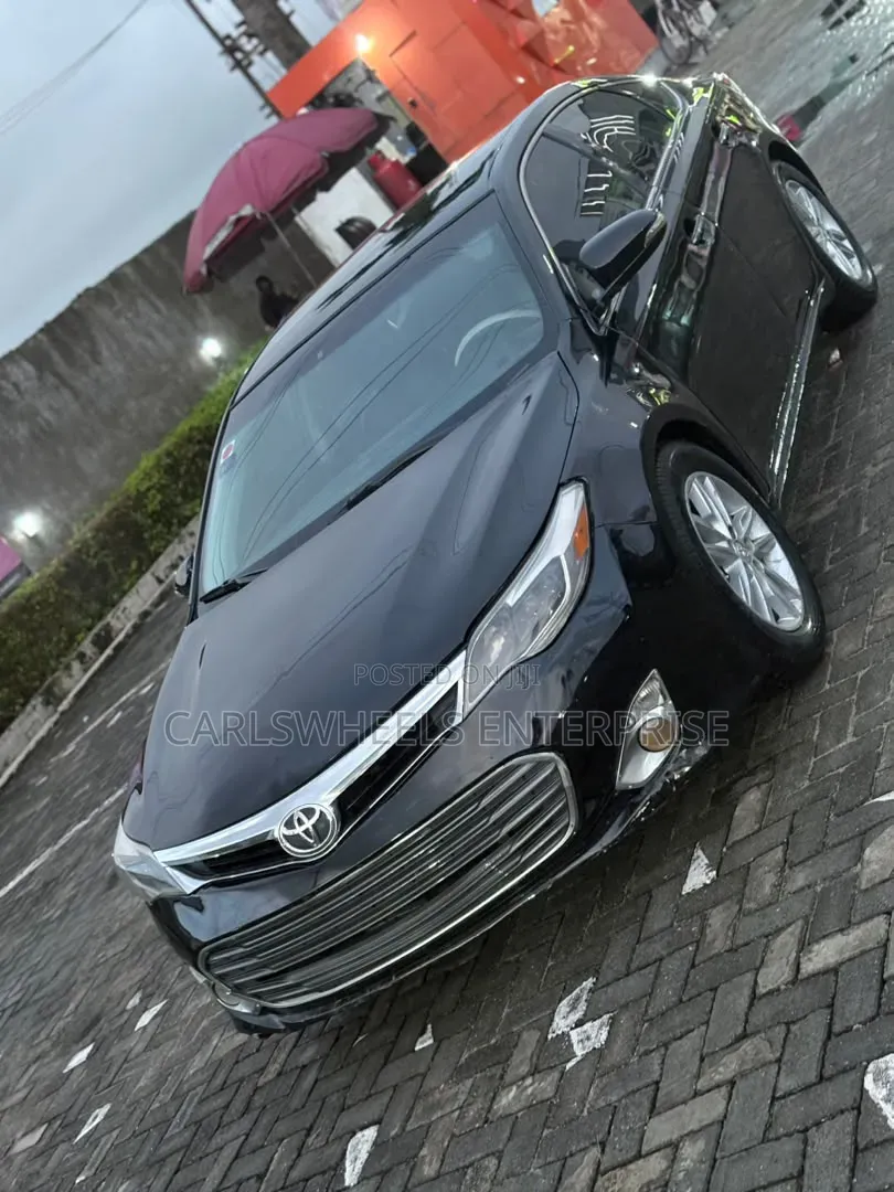 Toyota Avalon XLE Premium 4dr Sedan (3.5L 6cyl 6A) 2015 Black