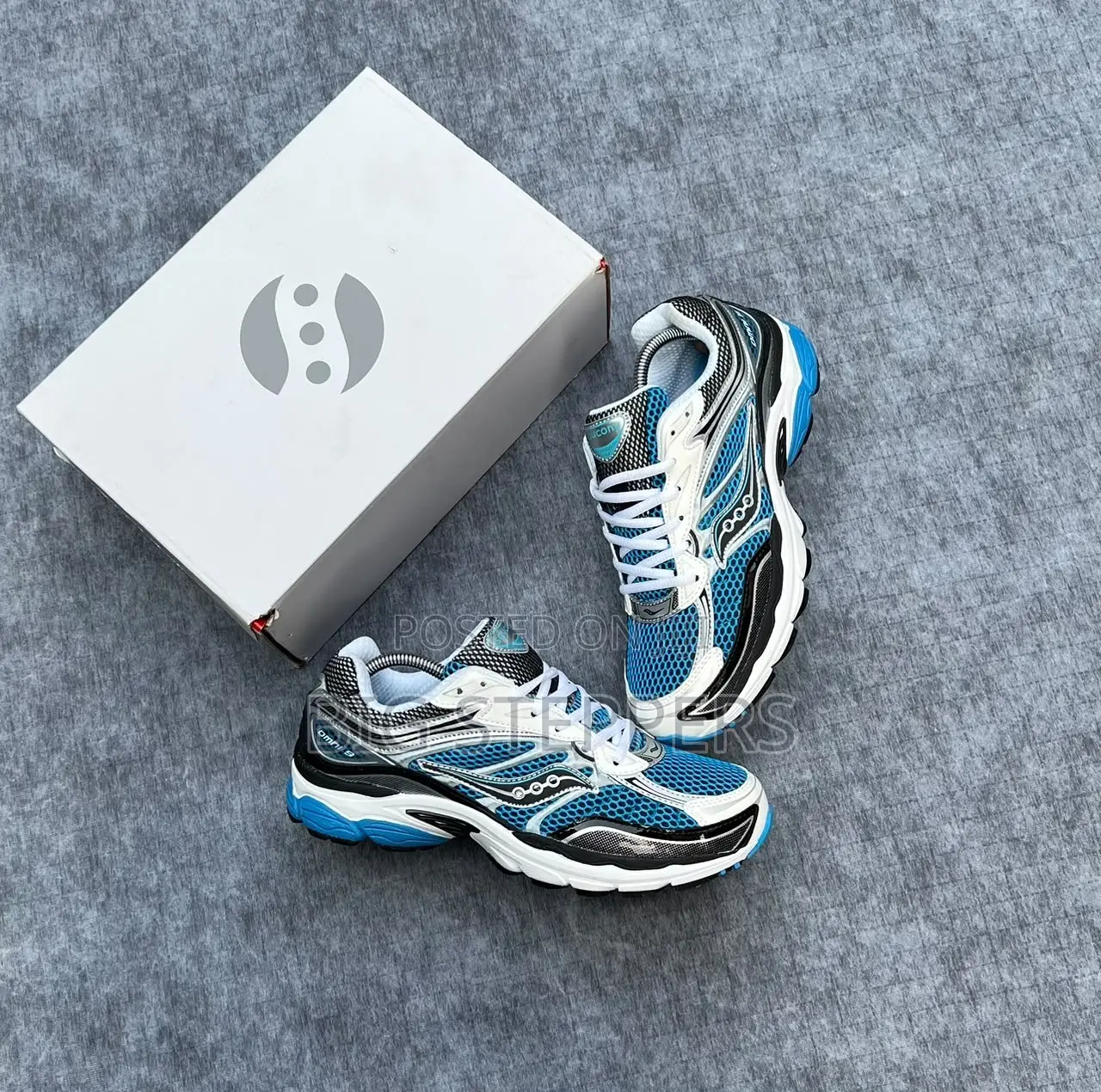 Saucony Progrid White Blue Accent Silver