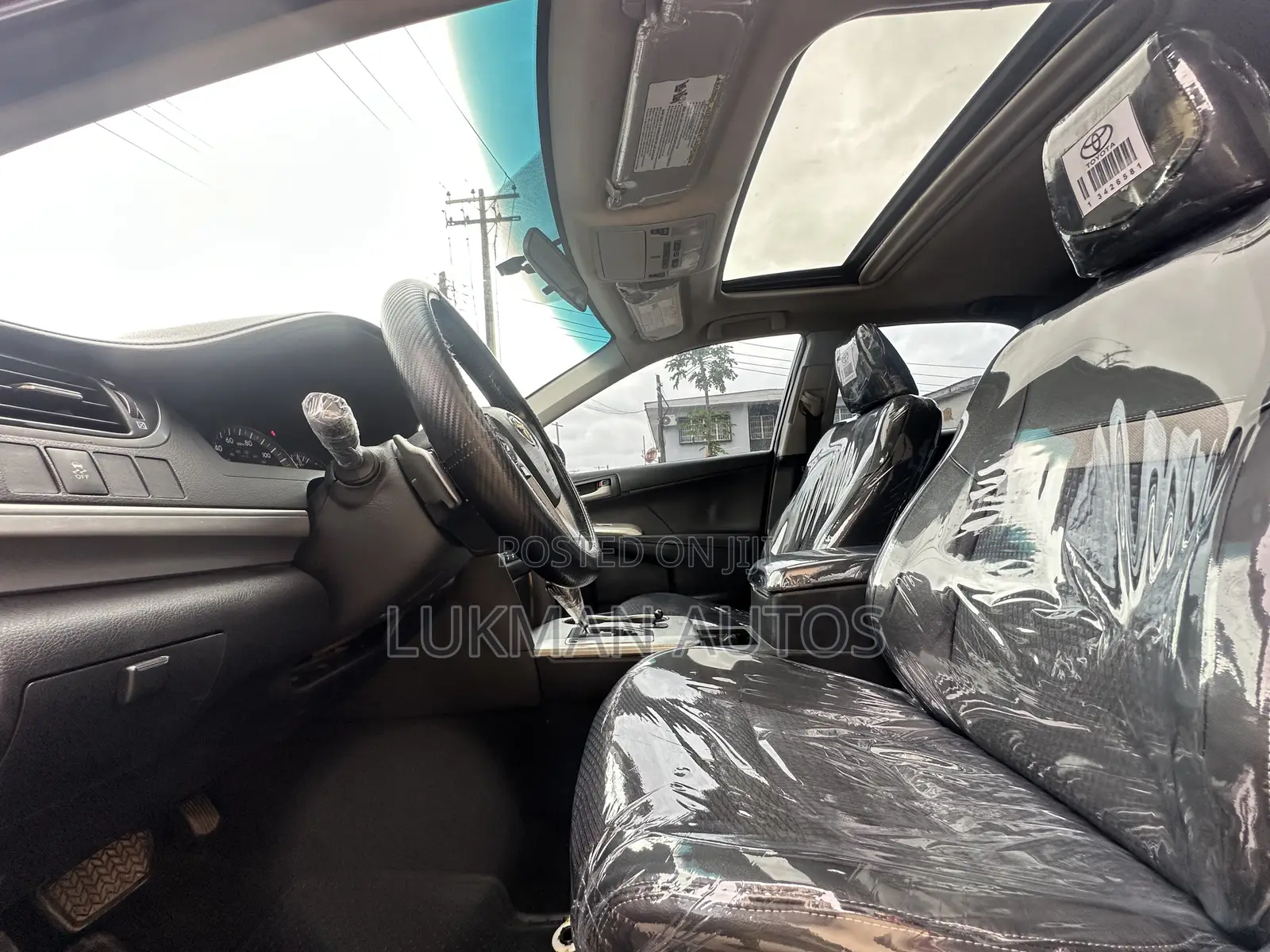 Toyota Camry SE 4dr Sedan (2.5L 4cyl 6A) 2013 Red