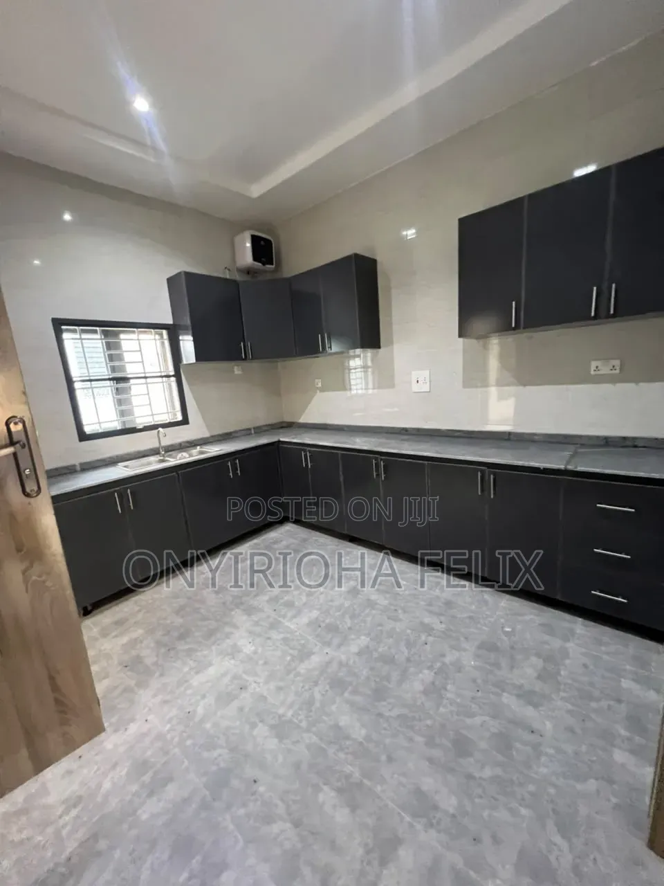 2bdrm Block of Flats in Life Camp for rent