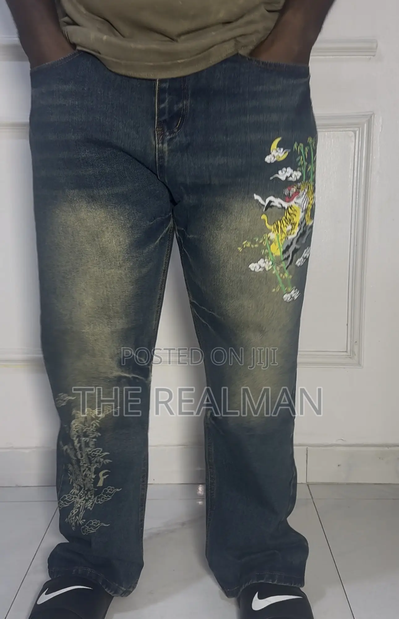 Men's Oriental Tiger Embroidered Japanese Style Baggy Denim Jeans