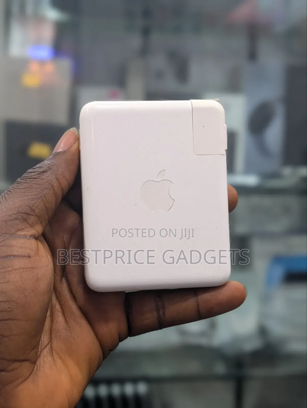 Original 140W USB-C Power Adapter for Apple MacBook Pro
Follow Come