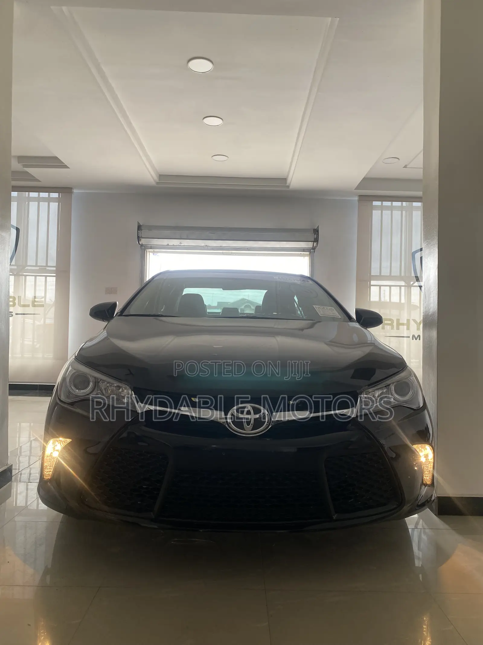Toyota Camry SE 4dr Sedan (2.5L 4cyl 6A) 2017 Black
