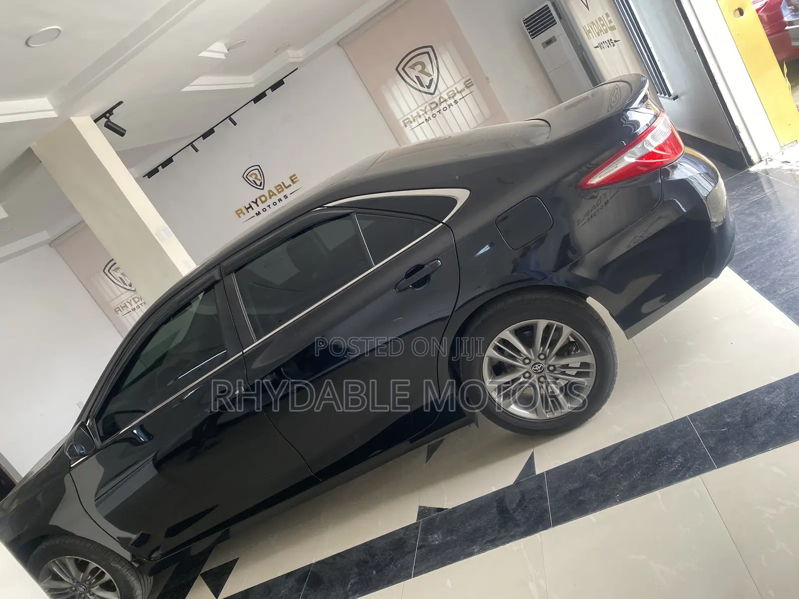 Toyota Camry SE 4dr Sedan (2.5L 4cyl 6A) 2017 Black
